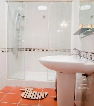 Casa Tanau - 4 Bedroom Family - Sea Views - Great For Families Villa