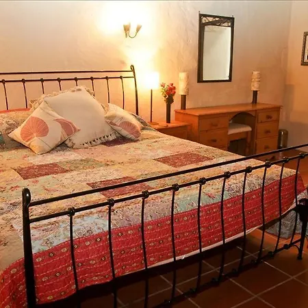 Villa Casa Tanau - 4 Bedroom Family - Sea Views - Great For Families